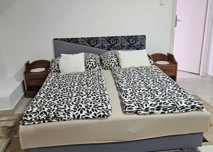 Relax Thermal Villapark Fuerdobelepovel ホテル 2*